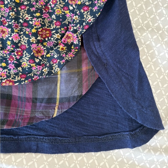 XS Anthropologie Postmark Navy Floral and Plaid Contrast Top - Picture 11 of 14